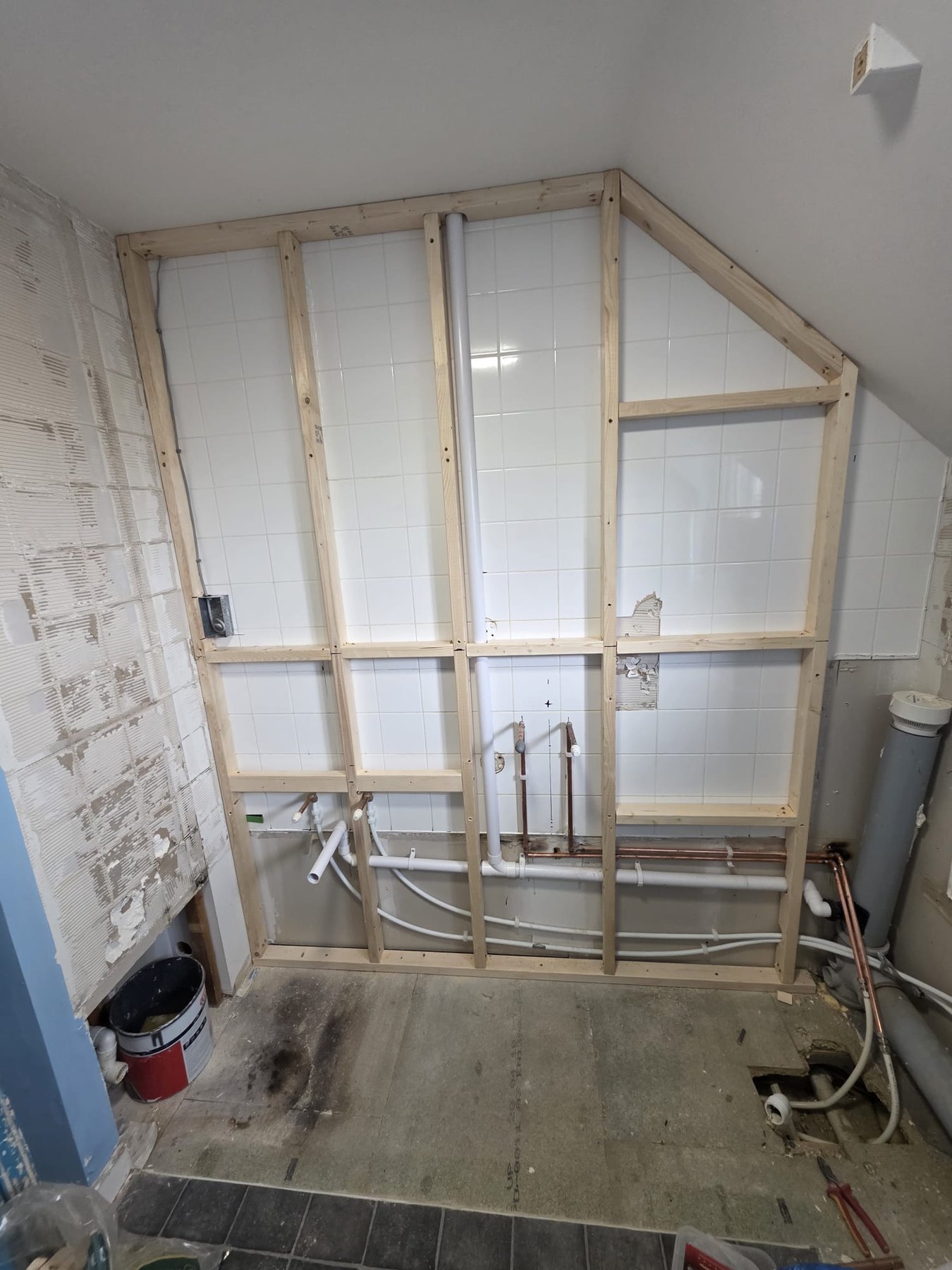 Bathroom framing and pipework